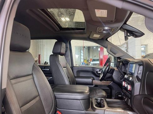 Used 2023 GMC Sierra 2500 Denali image 11