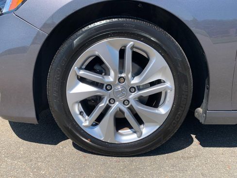 Used 2019 Honda Accord LX image 33
