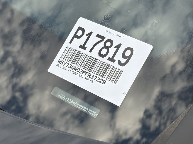 Used 2023 BMW i4 eDrive40 w/ M Sport Package RWD image 11