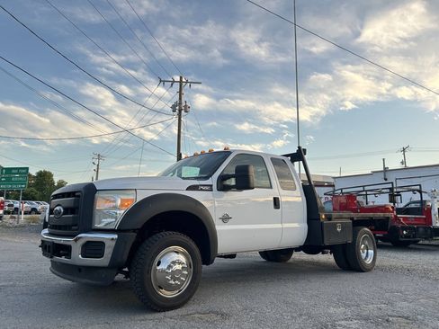 Used 2012 Ford F550 4x4 SuperCab Super Duty w/ XL Value Pkg image 1