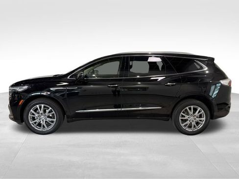 Certified 2023 Buick Enclave Premium image 4