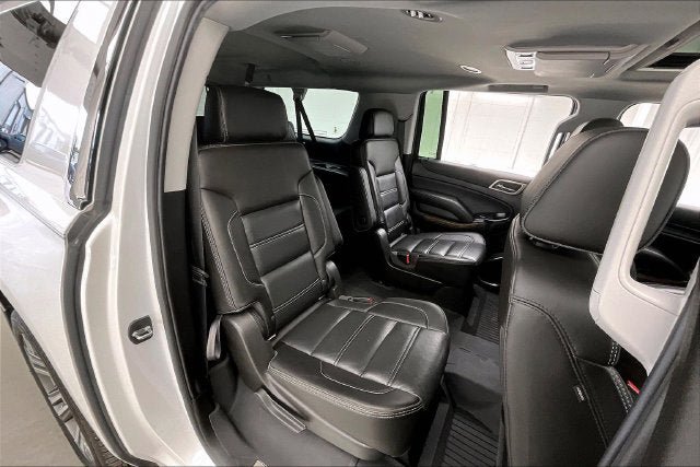 Used 2019 GMC Yukon XL Denali w/ Denali Ultimate Package AWD/4WD image 18