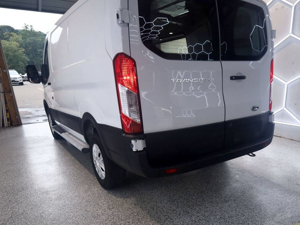 Used 2025 Ford Transit 250 Low Roof w/ Exterior Upgrade Package RWD image 3