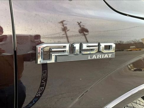 Used 2019 Ford F150 Lariat image 34