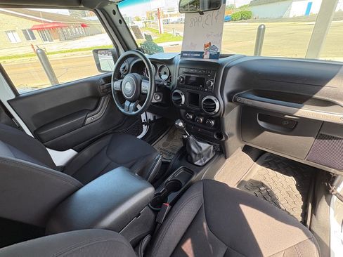 Used 2014 Jeep Wrangler Sport w/ Quick Order Package 23S AWD/4WD image 15