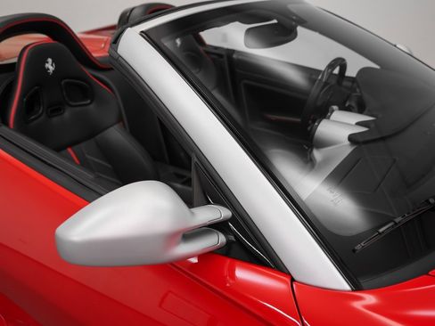 Used 2011 Ferrari 599 SA Aperta image 12