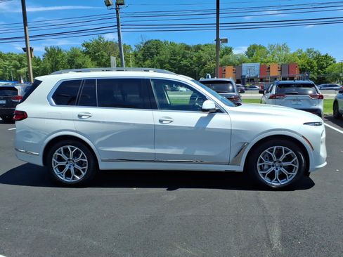 Used 2024 BMW X7 xDrive40i AWD/4WD image 8