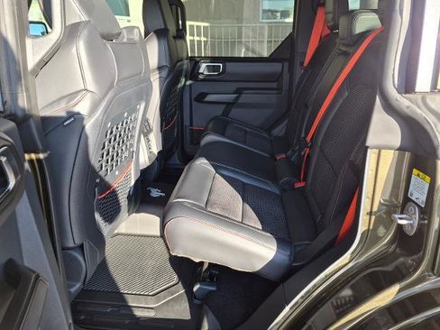 Used 2025 Ford Bronco Raptor AWD/4WD image 14