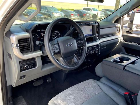 Used 2024 Ford F250 XLT w/ FX4 Off-Road Package image 33