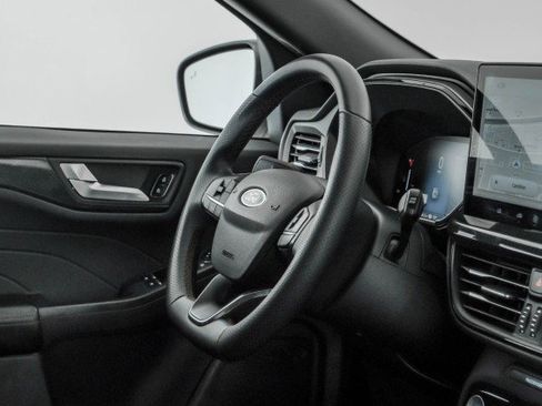 Used 2024 Ford Escape ST-Line w/ Tech Pack #1 image 11