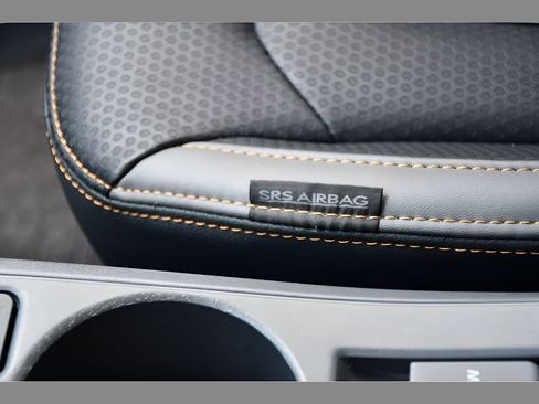 Certified 2025 Subaru Crosstrek 2.5i Wilderness w/ Crosstrek Mirror Package AWD/4WD image 34