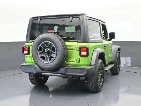 Used 2025 Jeep Wrangler Sport image 5