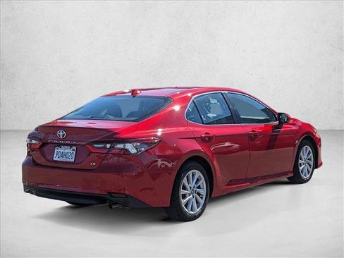 Used 2023 Toyota Camry LE w/ Convenience Package FWD image 5