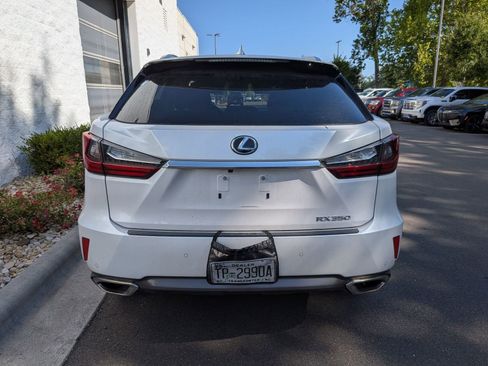 Used 2017 Lexus RX 350 FWD image 3