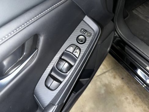 Used 2025 Nissan Sentra SV w/ All-Weather Package image 8