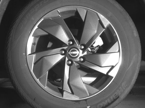 Used 2025 Nissan Rogue SV AWD/4WD image 14