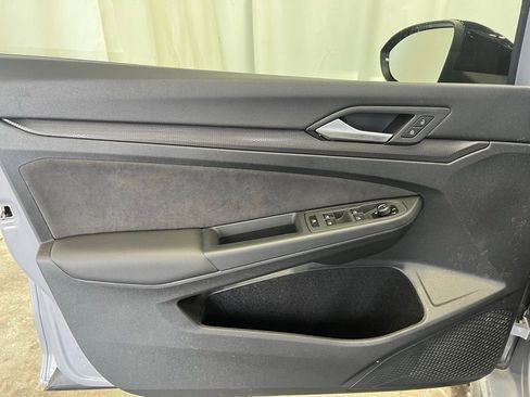 Certified 2024 Volkswagen GTI SE image 10