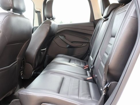 Used 2018 Ford Escape SEL image 19