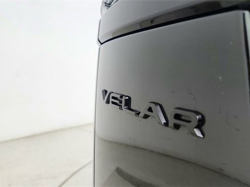 Used 2024 Land Rover Range Rover Velar Dynamic SE image 19