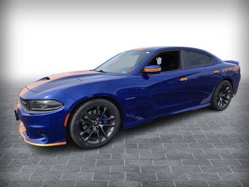 Used 2022 Dodge Charger R/T w/ Performance Handling Group image 2