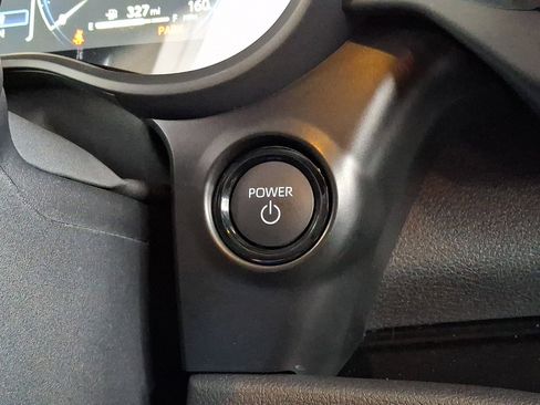 New 2025 Toyota Sienna Limited image 15