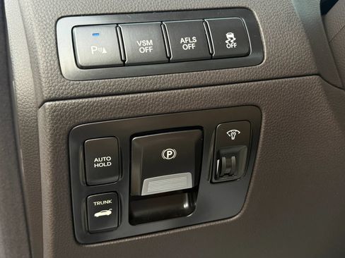 Used 2011 Hyundai Equus Ultimate RWD image 52