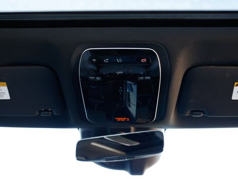 Used 2024 Mercedes-Benz C 300 Sedan image 52