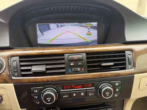 Used 2009 BMW 335i Coupe w/ Premium Pkg image 11