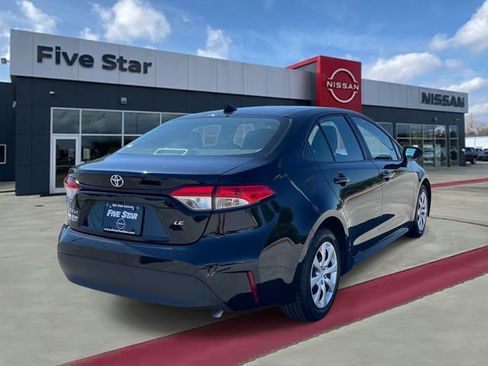 Used 2024 Toyota Corolla LE FWD image 6