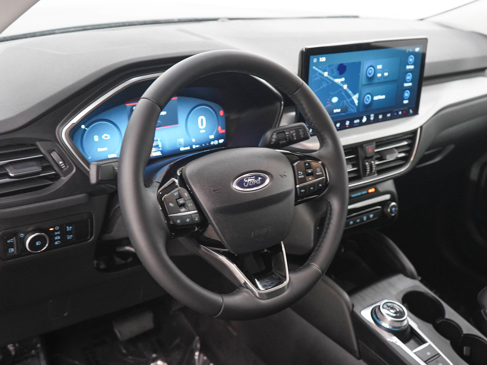 Used 2024 Ford Escape Platinum AWD/4WD image 21