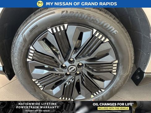 New 2026 Nissan Murano Platinum w/ Cargo Package AWD/4WD image 10