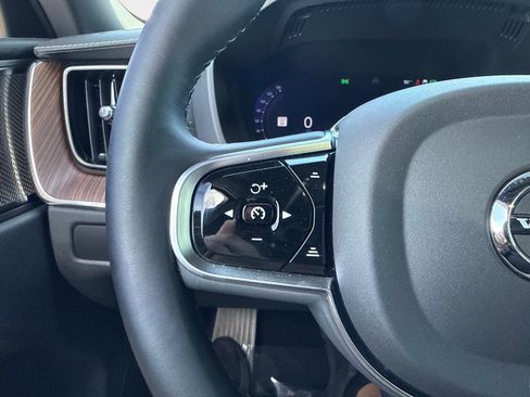 Used 2024 Volvo XC60 B5 Ultimate w/ Protection Package Premier image 28