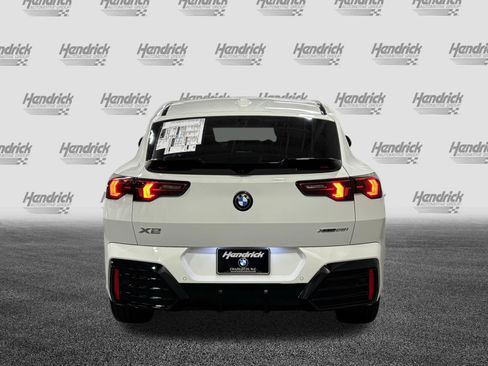 New 2027 BMW X2 xDrive28i AWD/4WD image 7