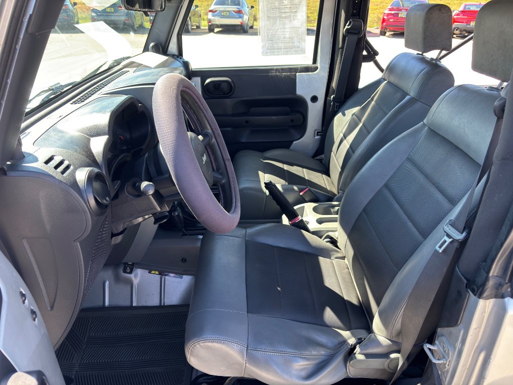 Used 2008 Jeep Wrangler X AWD/4WD image 10