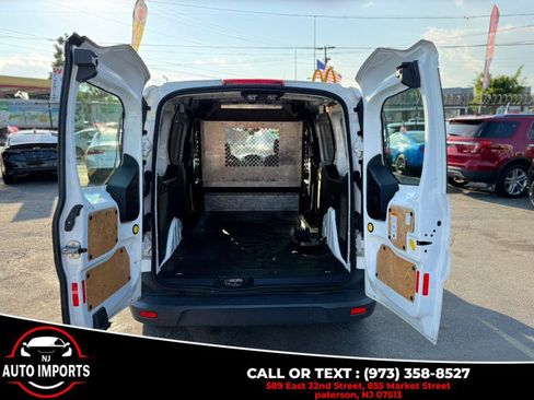 Used 2014 Ford Transit Connect XLT image 23