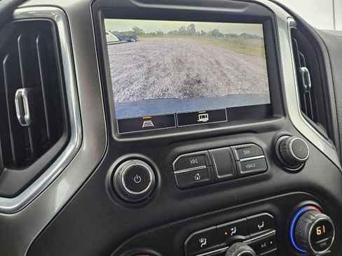 Used 2021 Chevrolet Silverado 1500 LT Trail Boss w/ Convenience Package II AWD/4WD image 29