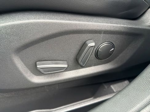 Used 2024 Ford Edge SEL w/ Convenience Package image 26