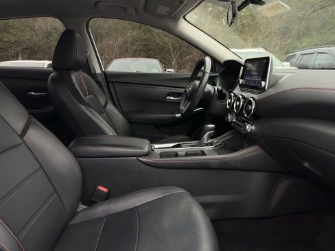 Used 2024 Nissan Sentra SR w/ SR Premium Package image 36