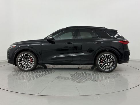 New 2026 Audi SQ5 Premium Plus AWD/4WD image 2