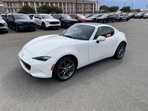 Used 2020 MAZDA MX-5 Miata RF Grand Touring RWD image 43