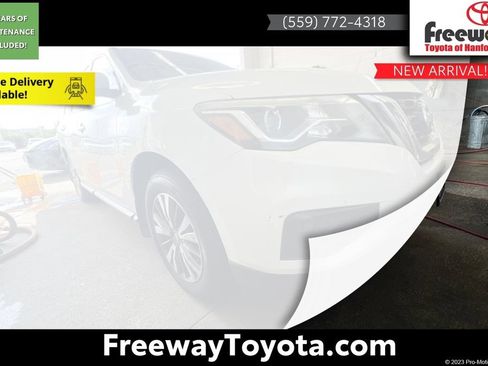 Used 2017 Nissan Pathfinder SV w/ Cargo Package FWD image 1