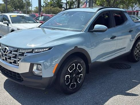 Used 2022 Hyundai Santa Cruz SEL w/ Activity Package FWD image 3