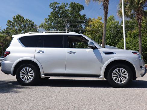 Used 2024 Nissan Armada SV RWD image 6