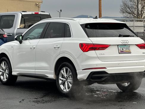 Used 2025 Audi Q3 2.0T Premium image 6