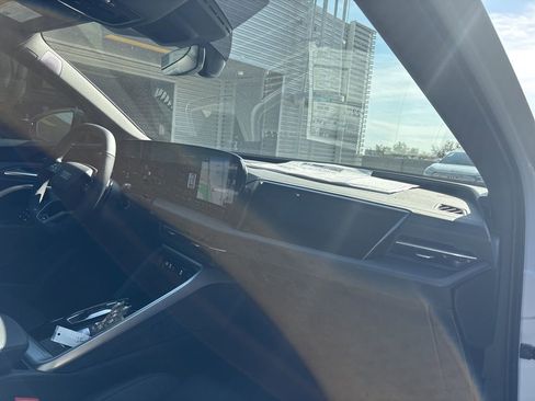 New 2025 Audi SQ5 Premium Plus image 15