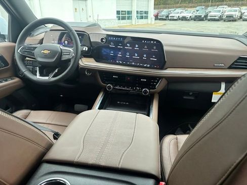 New 2026 Chevrolet Suburban High Country w/ Sun And Tow Package image 20