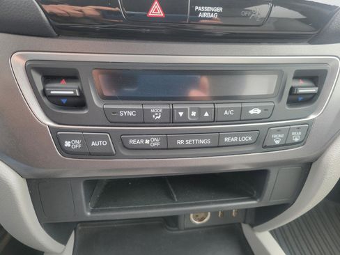 Used 2016 Honda Pilot EX image 30