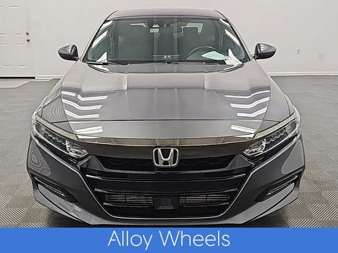 Used 2019 Honda Accord Sport image 4