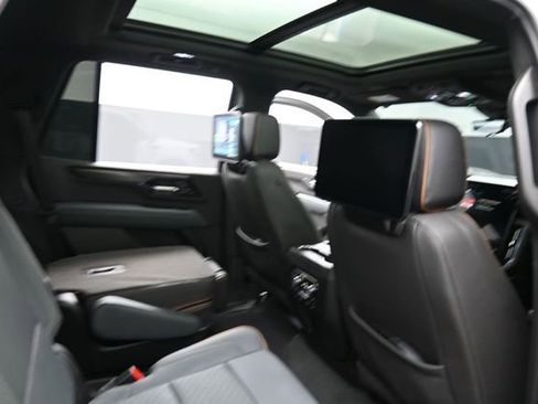Used 2026 GMC Yukon AT4 w/ AT4 Premium Plus Package AWD/4WD image 37