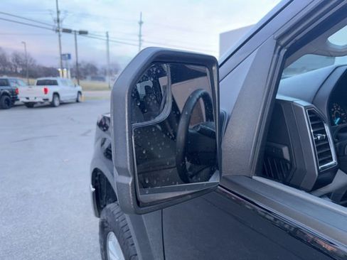 Used 2016 Ford F150 XLT image 32